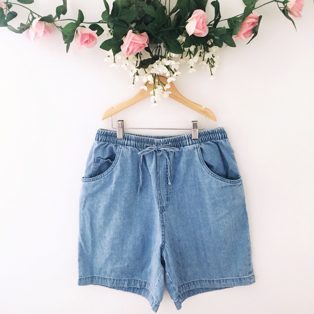 Schemes Vintage High-Waisted Shorts